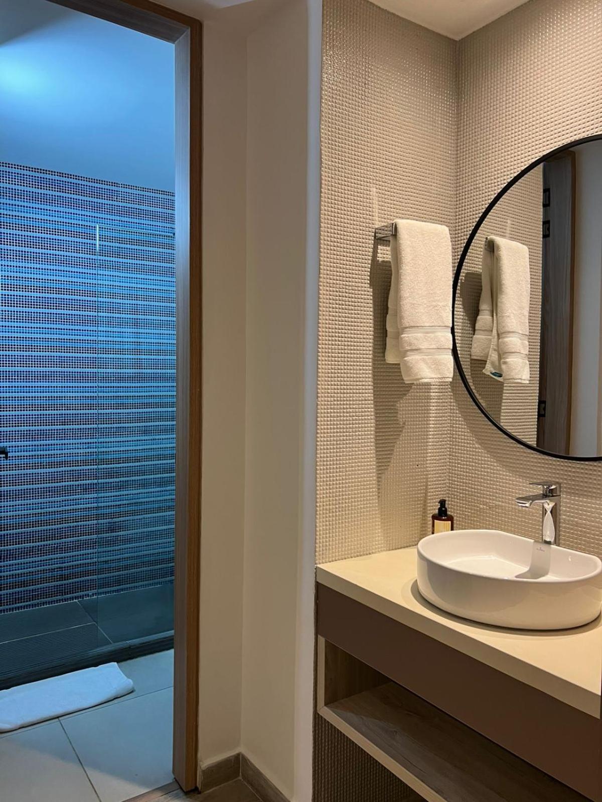 Zi One Luxury 4*