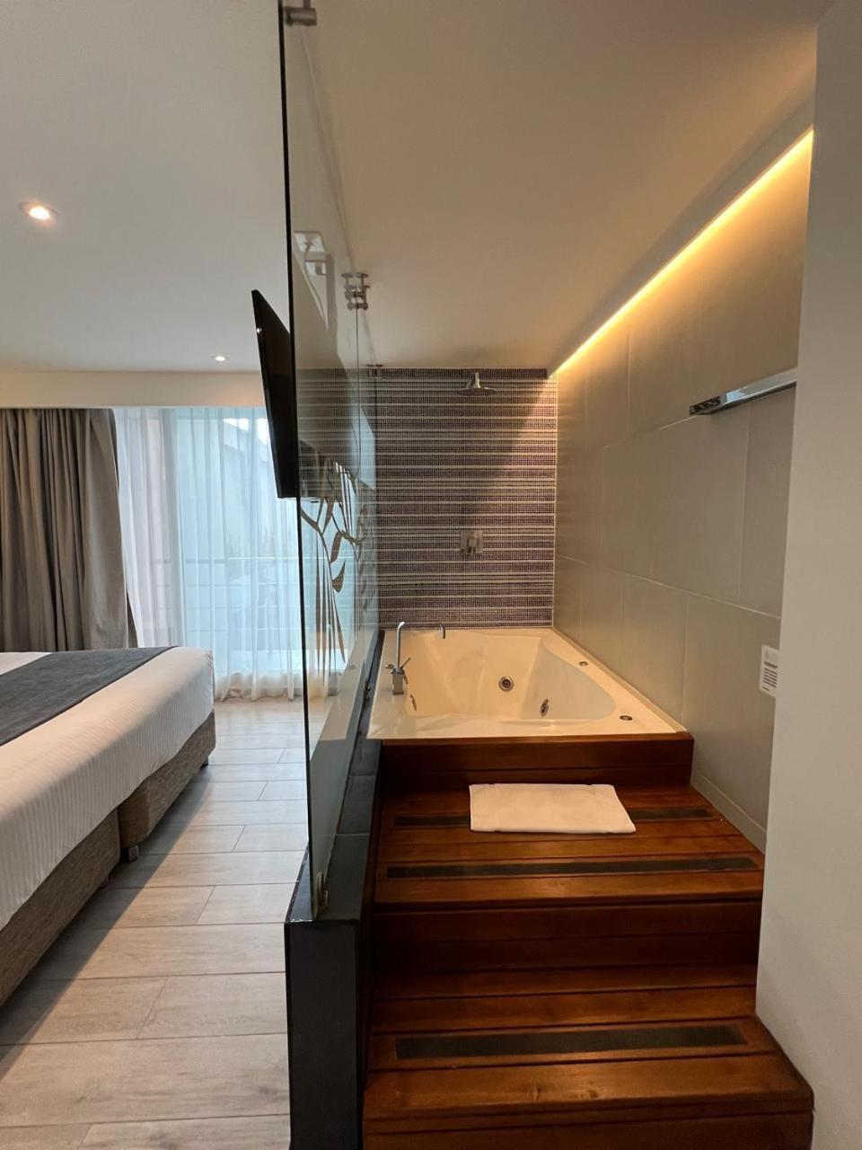 Zi One Luxury Pereira