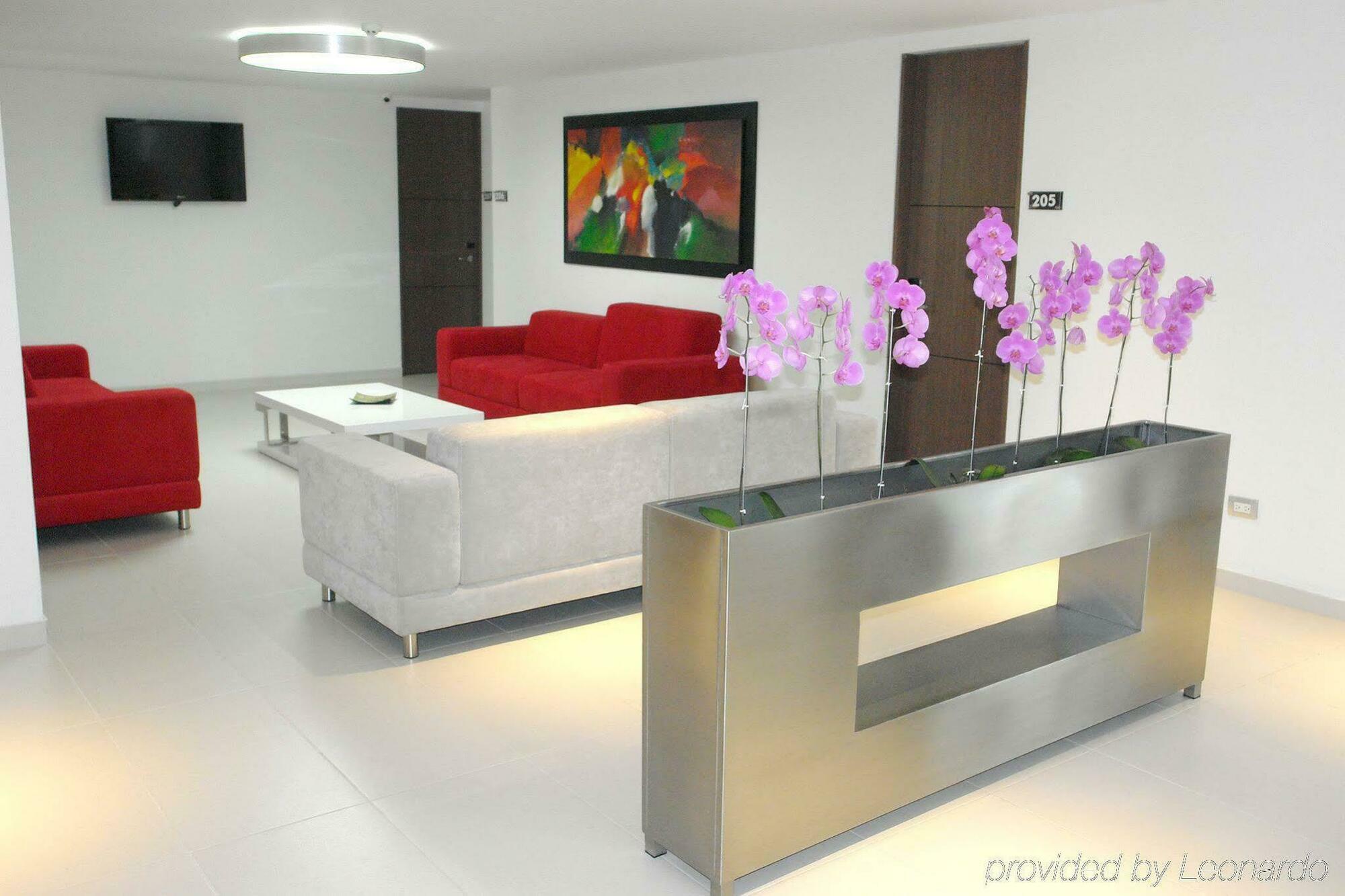 Zi One Luxury Hotel 4*