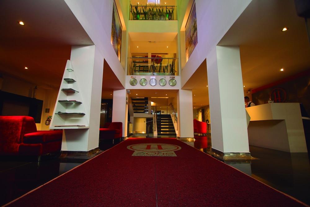 Zi One Luxury Hotel